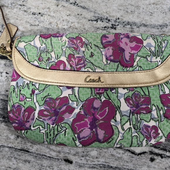 Coach Floral Print Wristlet - Picture 5 of 7
